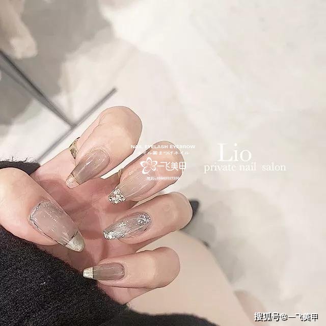小眾而又顯高級的日系澀味美甲