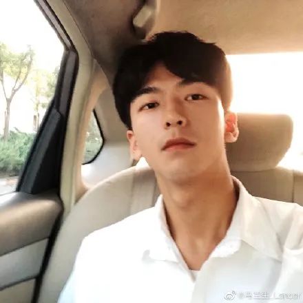 眼睛在五官中有多重要就有多好看