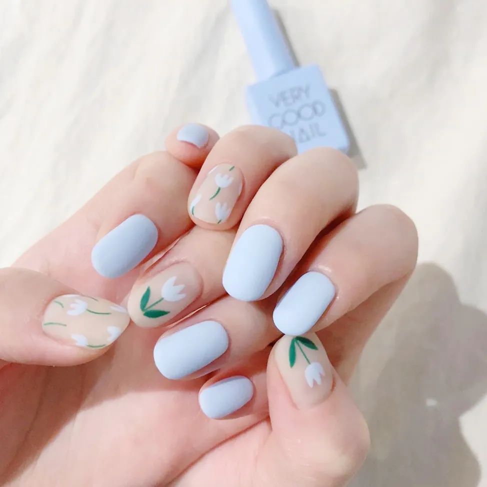 韓式花花美甲清新又可愛