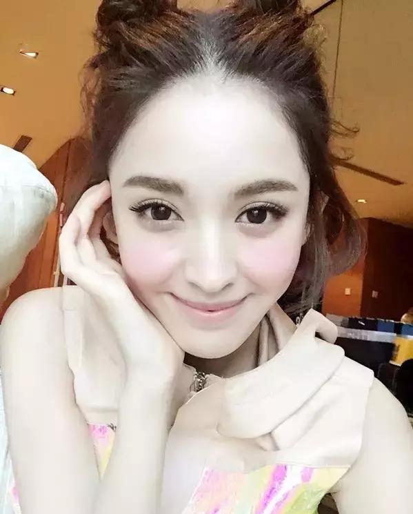夏季妝容放大招，看完就變小仙女