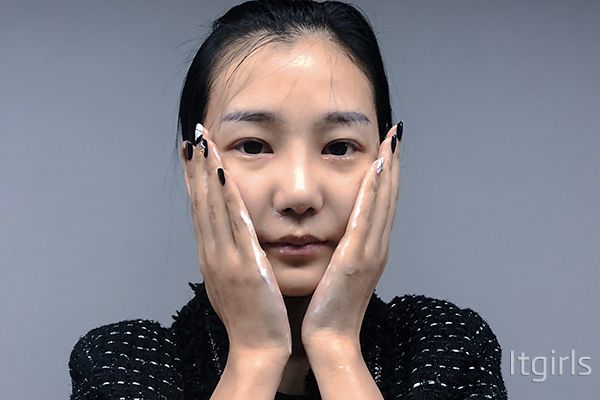 20歲的女生如何護膚 別等到長了皺紋才后悔