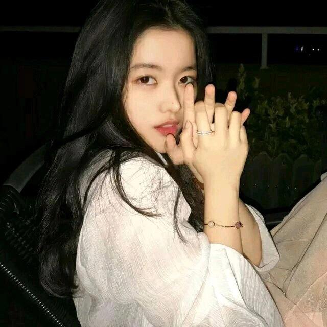 戀愛沒開竅的女生表現，戀愛沒開竅的女生會有什么表現