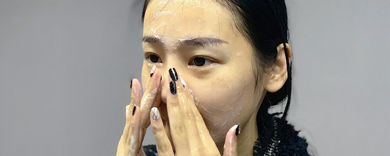 彩妝卸不干凈怎么辦 注意卸妝手法和步驟